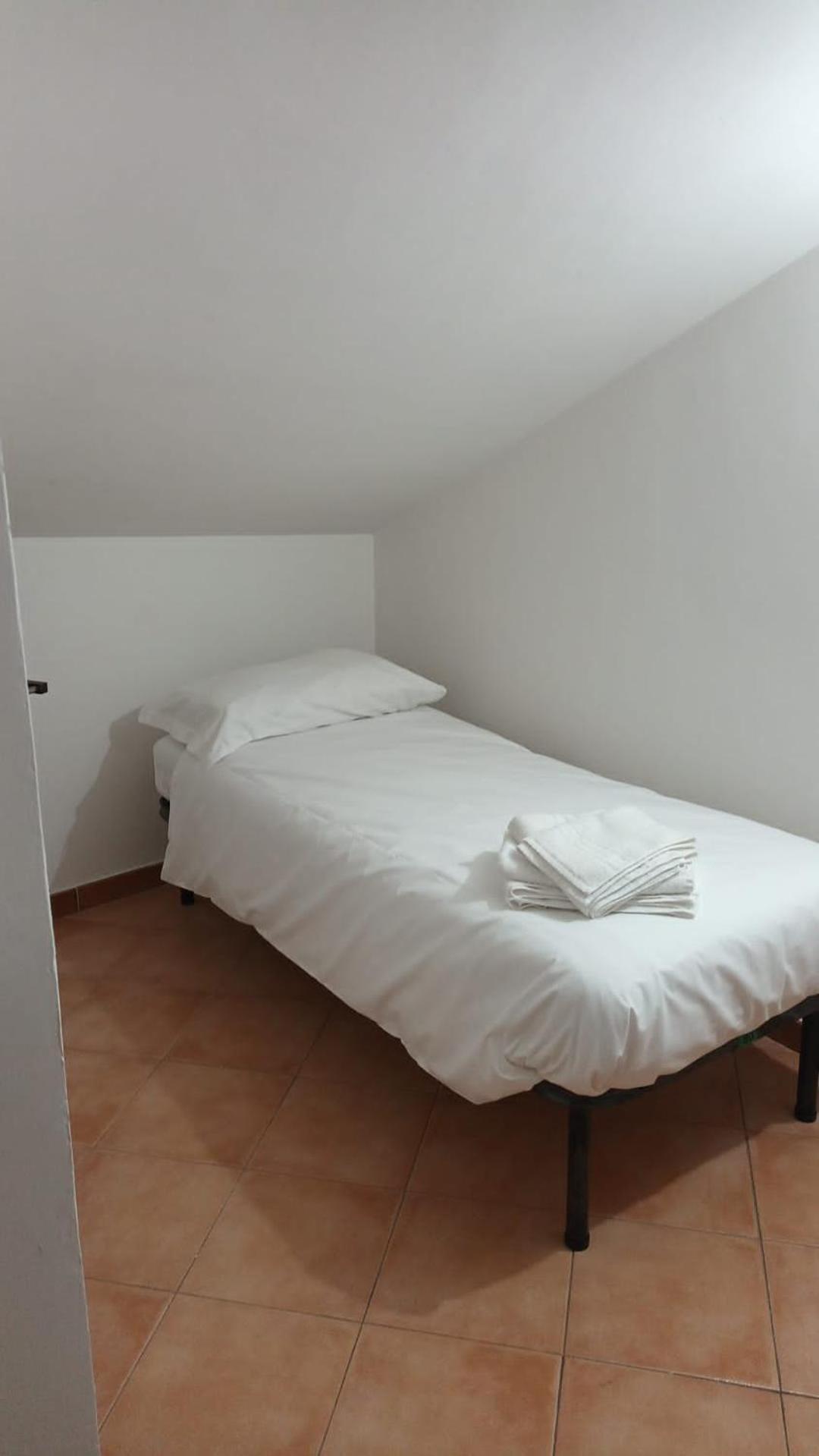 Ferienwohnung Casa N 2 Con Parcheggio Privato E Colonnina Ricarica Livorno Exterior foto